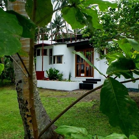 Somewhere Else Boutique Resort Мамбаджао Екстериор снимка